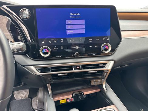 Certified 2025 Lexus RX 350 Premium w/ Accessory Package (Z1) image 26