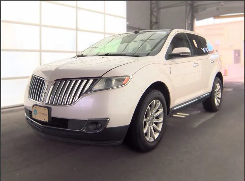 Used 2015 Lincoln MKX AWD w/ Equipment Group 102A image 1