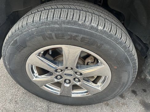 Used 2018 Ford F150 XLT w/ Equipment Group 302A Luxury image 3