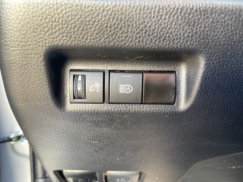 Used 2024 Toyota RAV4 LE image 17