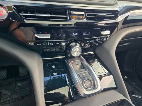 Certified 2026 Acura MDX SH-AWD image 18