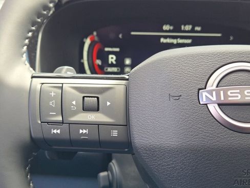 New 2026 Nissan Pathfinder Platinum AWD/4WD image 37