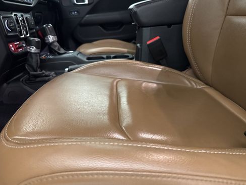 Used 2022 Jeep Wrangler Unlimited Rubicon 4xe w/ Safety Group image 25