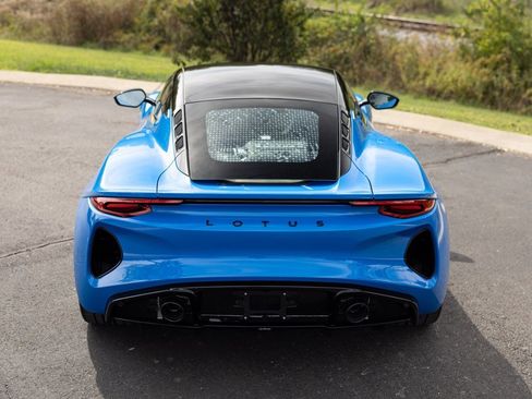 New 2025 Lotus Emira image 8
