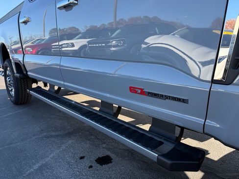 New 2026 Ford F350 Lariat w/ Lariat Premium Package image 20