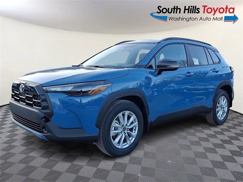 New 2026 Toyota Corolla Cross LE image 3