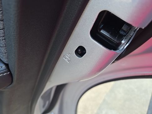 Used 2023 Nissan Rogue SV AWD/4WD image 76