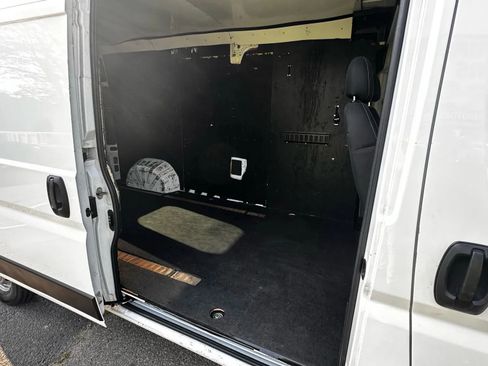 Used 2021 RAM ProMaster 2500 image 22