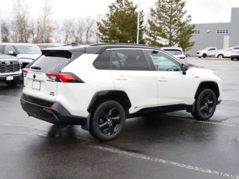 Used 2021 Toyota RAV4 XSE image 5