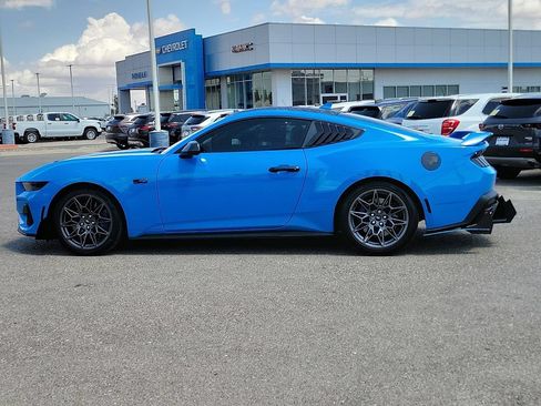 Used 2025 Ford Mustang GT Premium w/ GT Performance Package RWD image 7