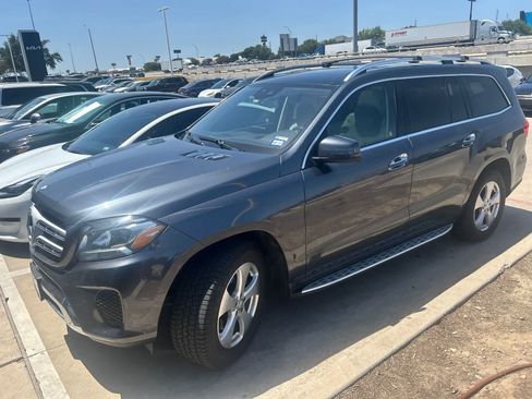 Used 2017 Mercedes-Benz GLS 450 4MATIC image 1