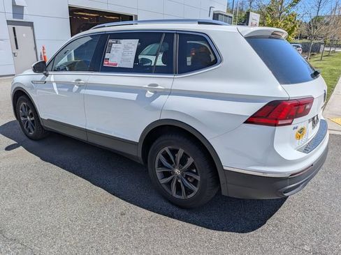 Used 2024 Volkswagen Tiguan SE AWD/4WD image 5