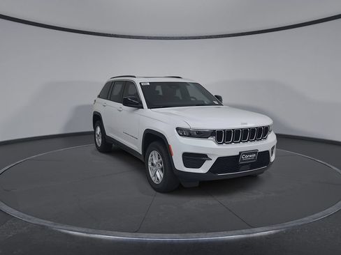 New 2026 Jeep Grand Cherokee Laredo X AWD/4WD image 5