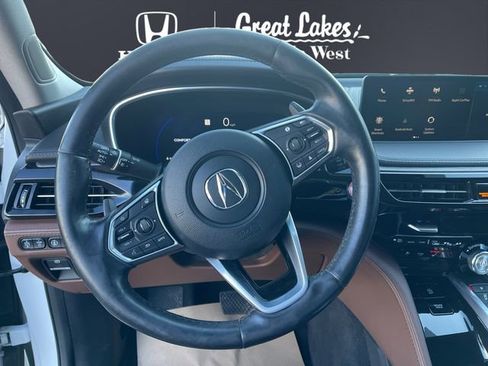 Used 2023 Acura MDX SH-AWD w/ Advance Package image 11