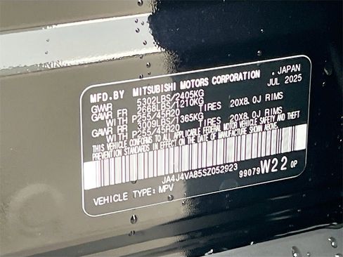 New 2025 Mitsubishi Outlander SE image 35