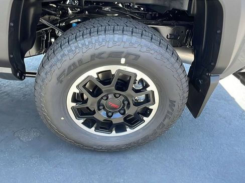New 2026 Toyota Tacoma TRD Off-Road AWD/4WD image 11
