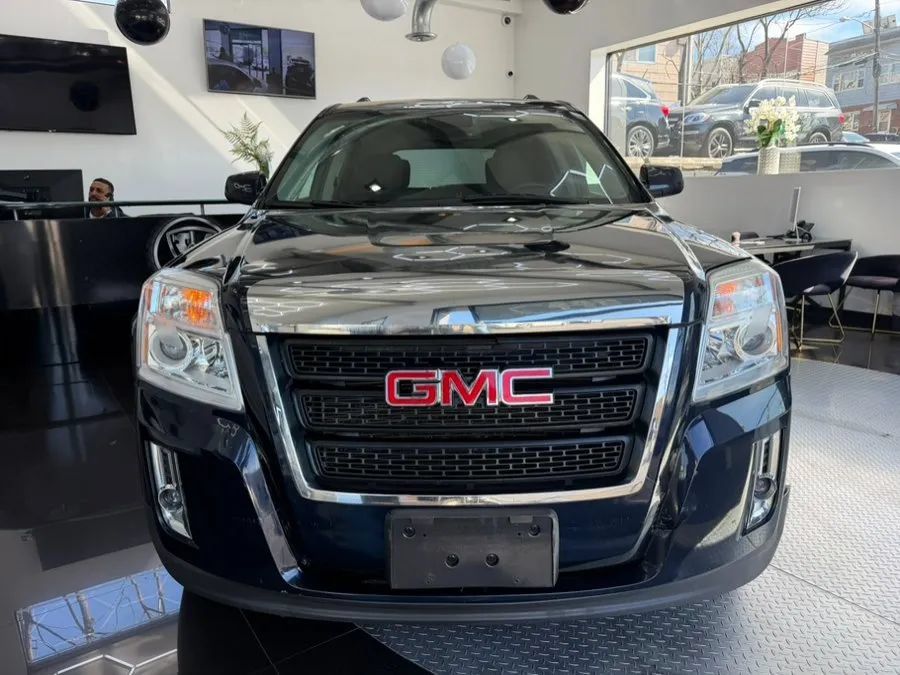 Used 2015 GMC Terrain SLE w/ Convenience Package AWD/4WD image 1