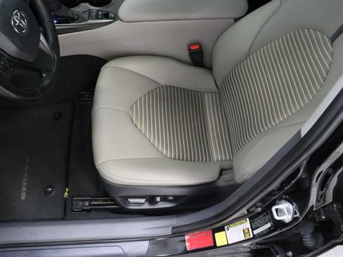 Certified 2024 Toyota Camry SE w/ Audio Upgrade Package image 15