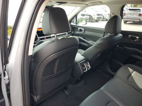 New 2026 Kia Sorento S w/ S Panoramic Sunroof Package image 16