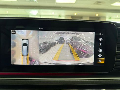 Used 2020 Mercedes-Benz GLS 450 4MATIC image 20