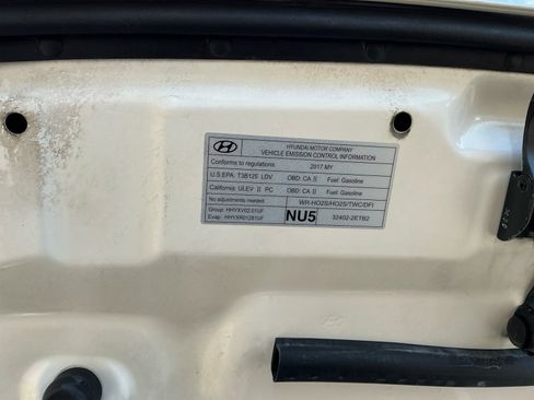 Used 2017 Hyundai Tucson SE image 19