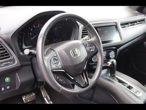 Used 2021 Honda HR-V Sport image 13