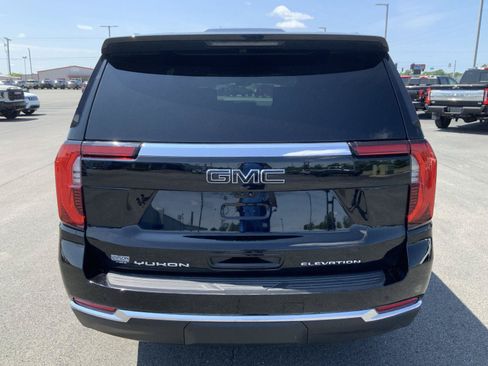 Used 2026 GMC Yukon XL Elevation w/ Elevation Premium Package AWD/4WD image 10