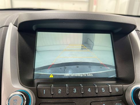 Used 2015 Chevrolet Equinox LT image 14