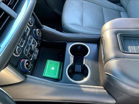 Used 2021 Chevrolet Tahoe Z71 w/ Rear Media and Nav Package image 15