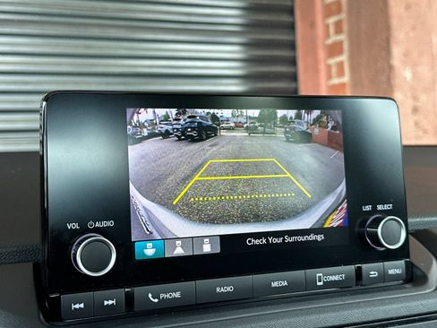 Used 2023 Honda Accord EX image 23