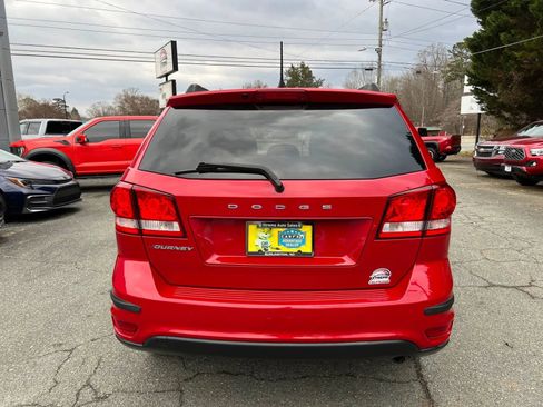 Used 2019 Dodge Journey SE w/ Connectivity Group image 5