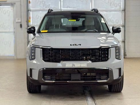 Used 2025 Kia Sorento SX image 2