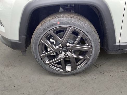 New 2026 Jeep Compass Limited image 15