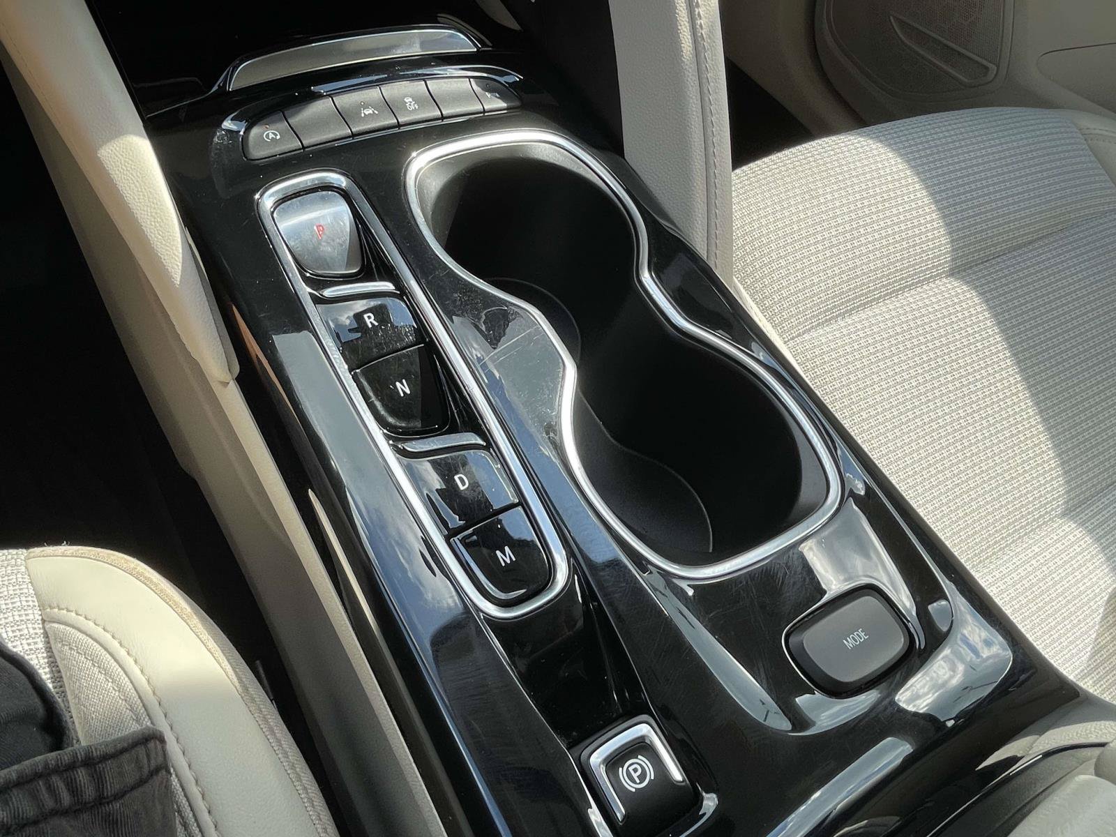 Used 2023 Buick Envision Preferred FWD image 18