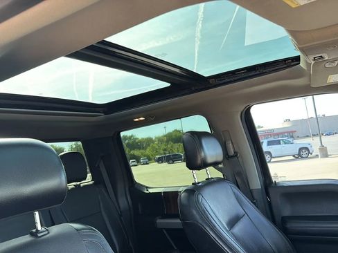 Used 2015 Ford F150 Lariat RWD image 91