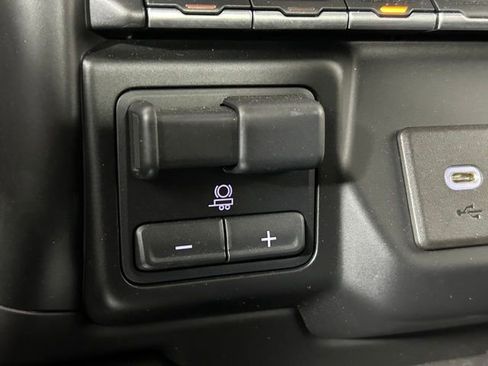 Used 2023 Chevrolet Silverado 3500 High Country AWD/4WD image 43