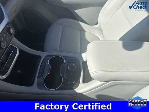 Certified 2022 GMC Acadia SLT image 24