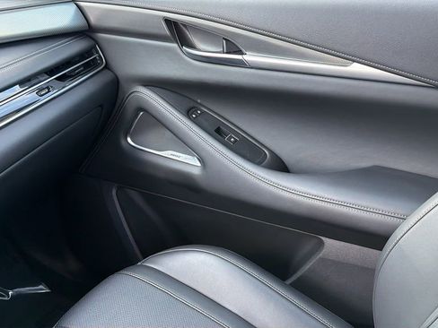 Used 2025 INFINITI QX60 Luxe image 29