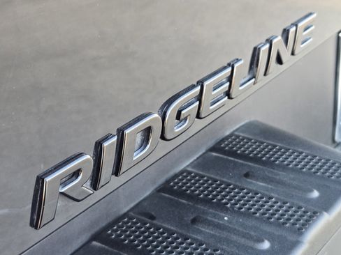Used 2023 Honda Ridgeline Black Edition image 12