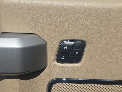 Used 2016 Ford F150 Lariat RWD image 18