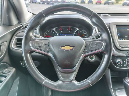 Used 2019 Chevrolet Equinox LT w/ Driver Convenience Package FWD image 6