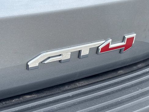 Used 2023 GMC Yukon AT4 AWD/4WD image 29