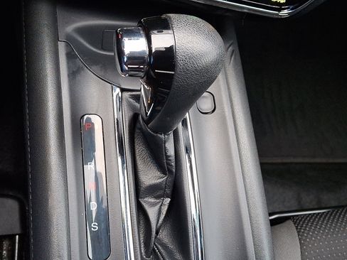 Used 2022 Honda HR-V EX image 15