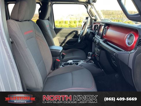 Used 2018 Jeep Wrangler Unlimited Rubicon image 24