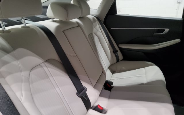 Used 2024 Hyundai Sonata SEL w/ Convenience Package FWD image 21