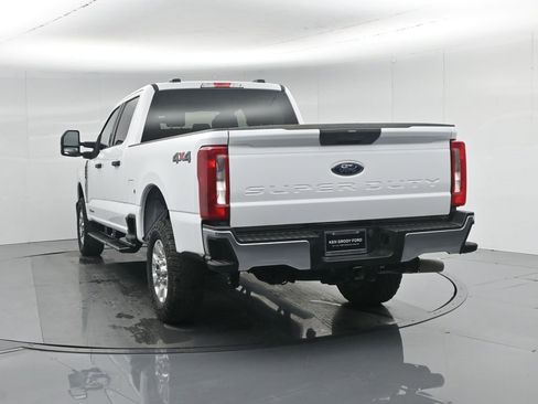 Certified 2023 Ford F250 XLT w/ F-250 >10K GVWR Package image 56