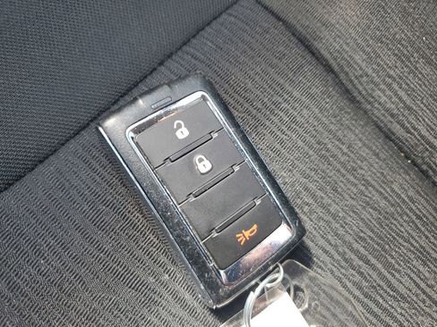 Used 2023 Jeep Grand Cherokee Laredo RWD image 27