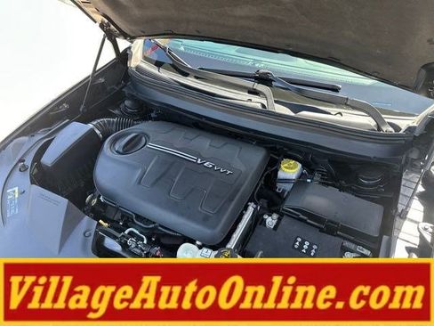 Used 2019 Jeep Cherokee Limited w/ Trailer Tow Group AWD/4WD image 46