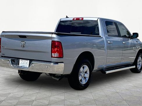Used 2020 RAM 1500 Classic SLT w/ Luxury Group RWD image 2