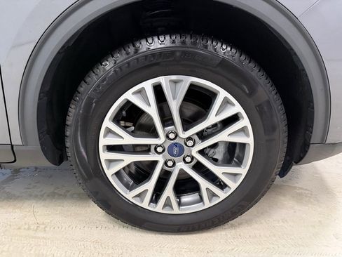 Certified 2022 Ford Escape SEL image 10